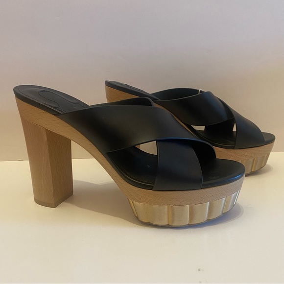 Salvatore Ferragamo 'Agira' Black Leather and Wood Slide Sandals 6.5 C NIB - Picture 2 of 8